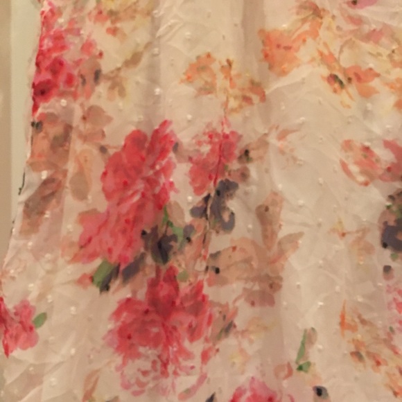 Floral blouse - Picture 2 of 3